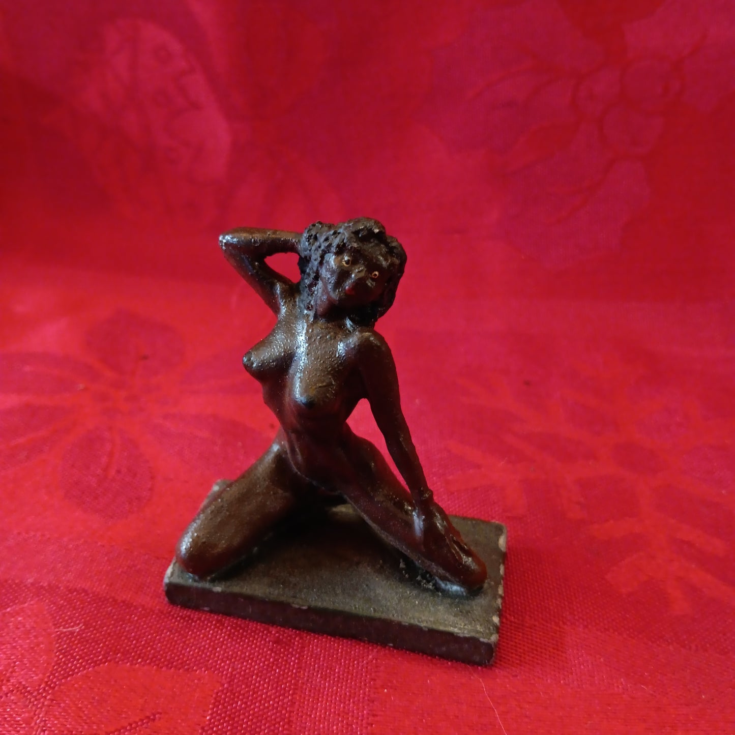 Lead Erotic Black Americana Naked Woman on Knees