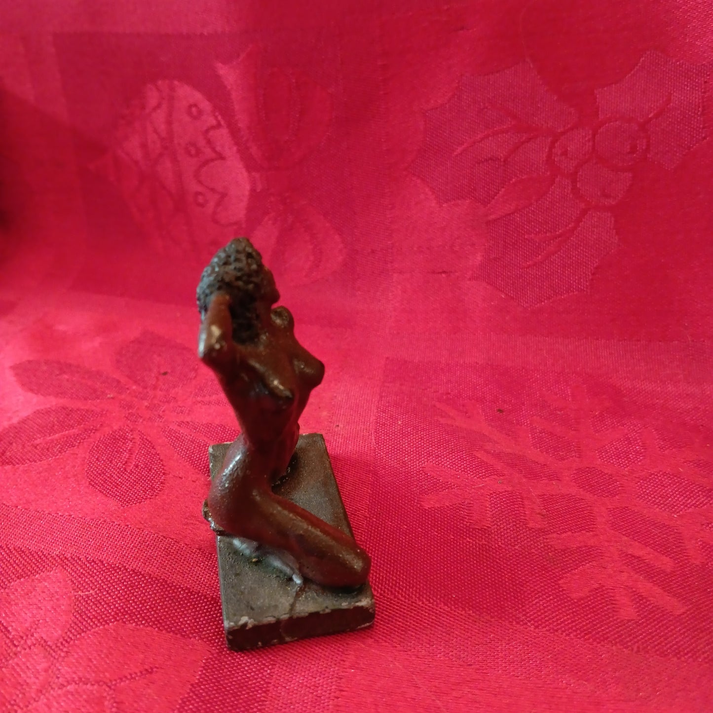 Lead Erotic Black Americana Naked Woman on Knees