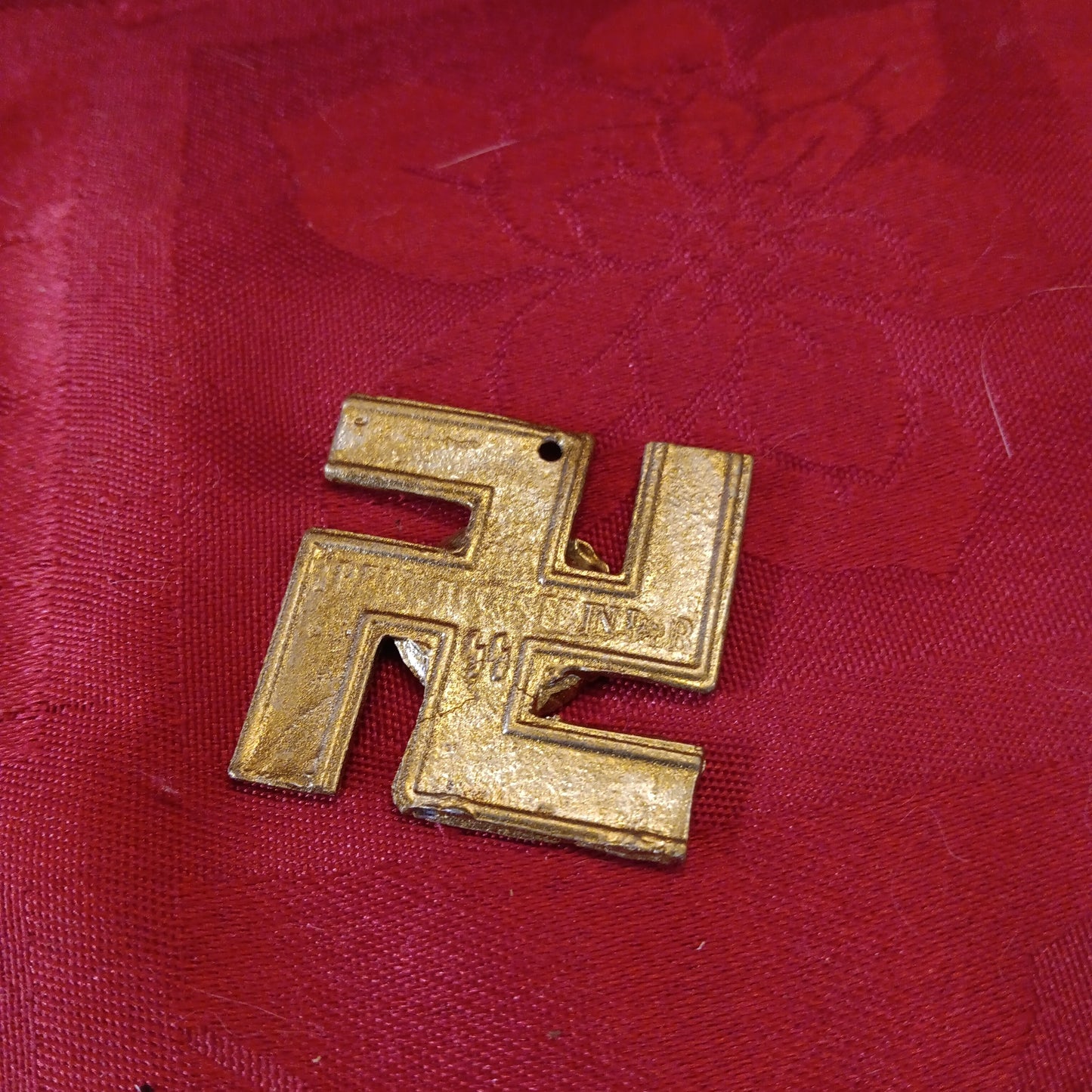 Lead WWII Natzi Swastika Pin / Pendant Badge