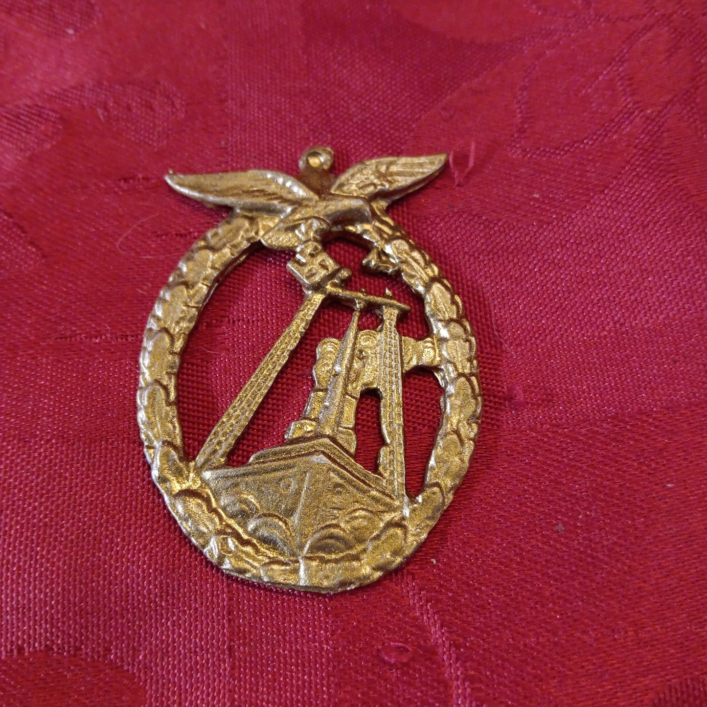 Lead WWII Natzi Eagle Swastika Pendant Badge