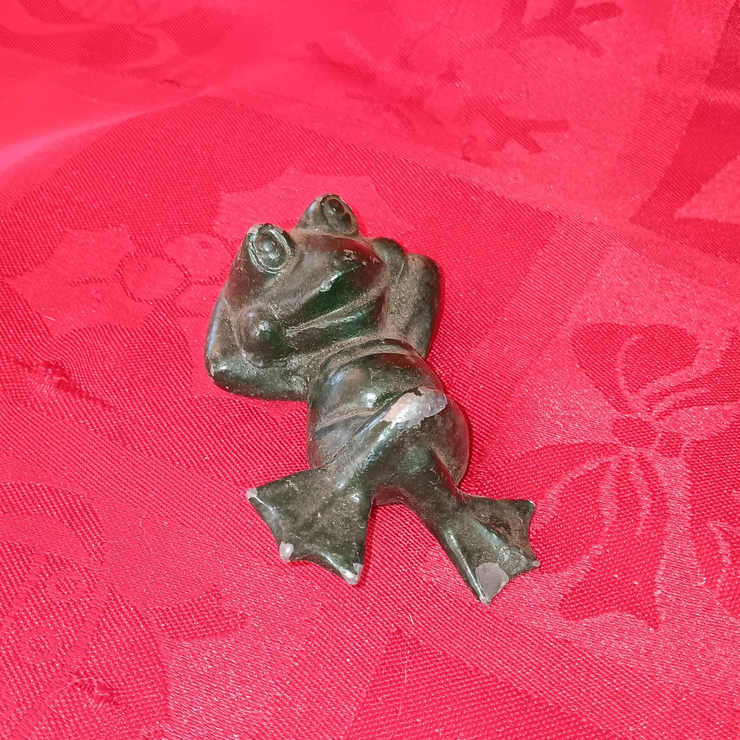 Lead Relaxing Frog