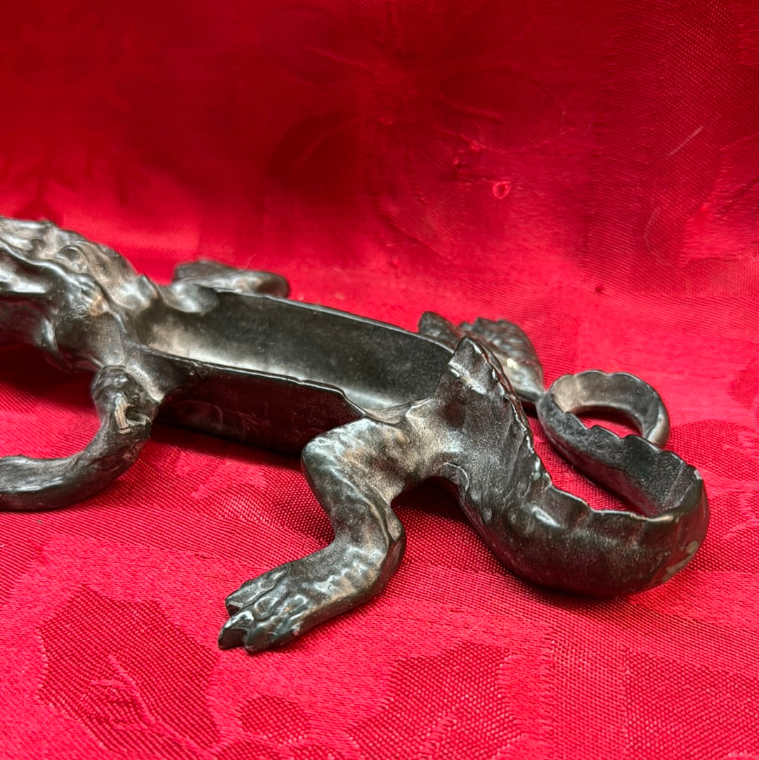 Lead Black Americana Alligator Baby Ashtray trinket dish