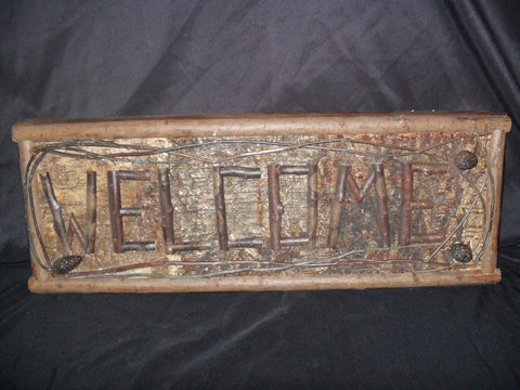 Wooden Welcome Sign With Acorns