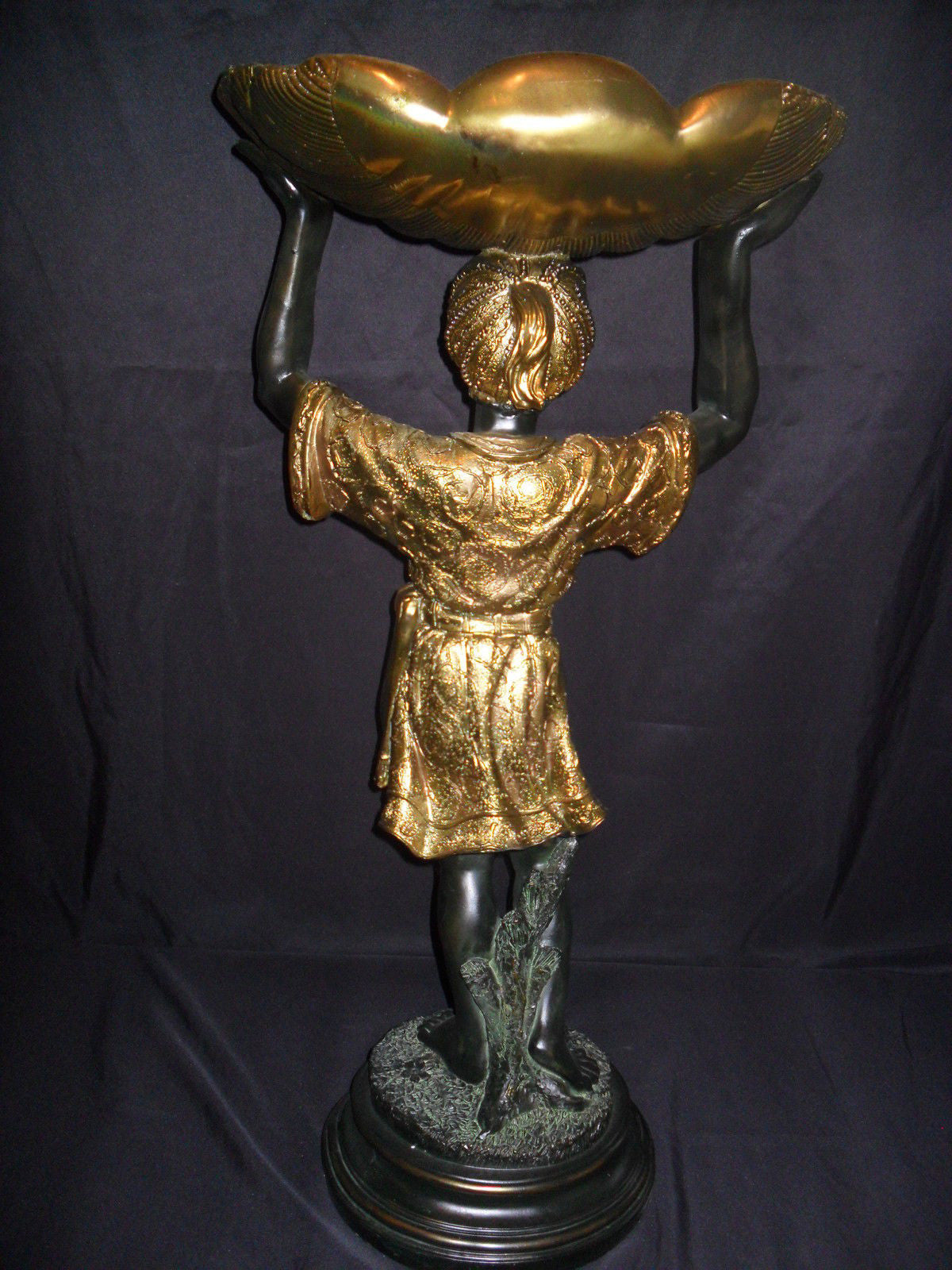 Statue Holder - Blackamoor Standing w/ Shell