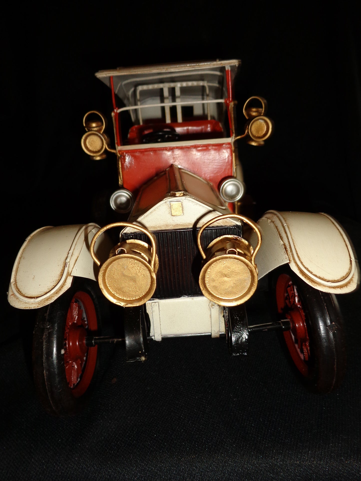 Vintage Toys - Ford Model T Touring Car Hard Top