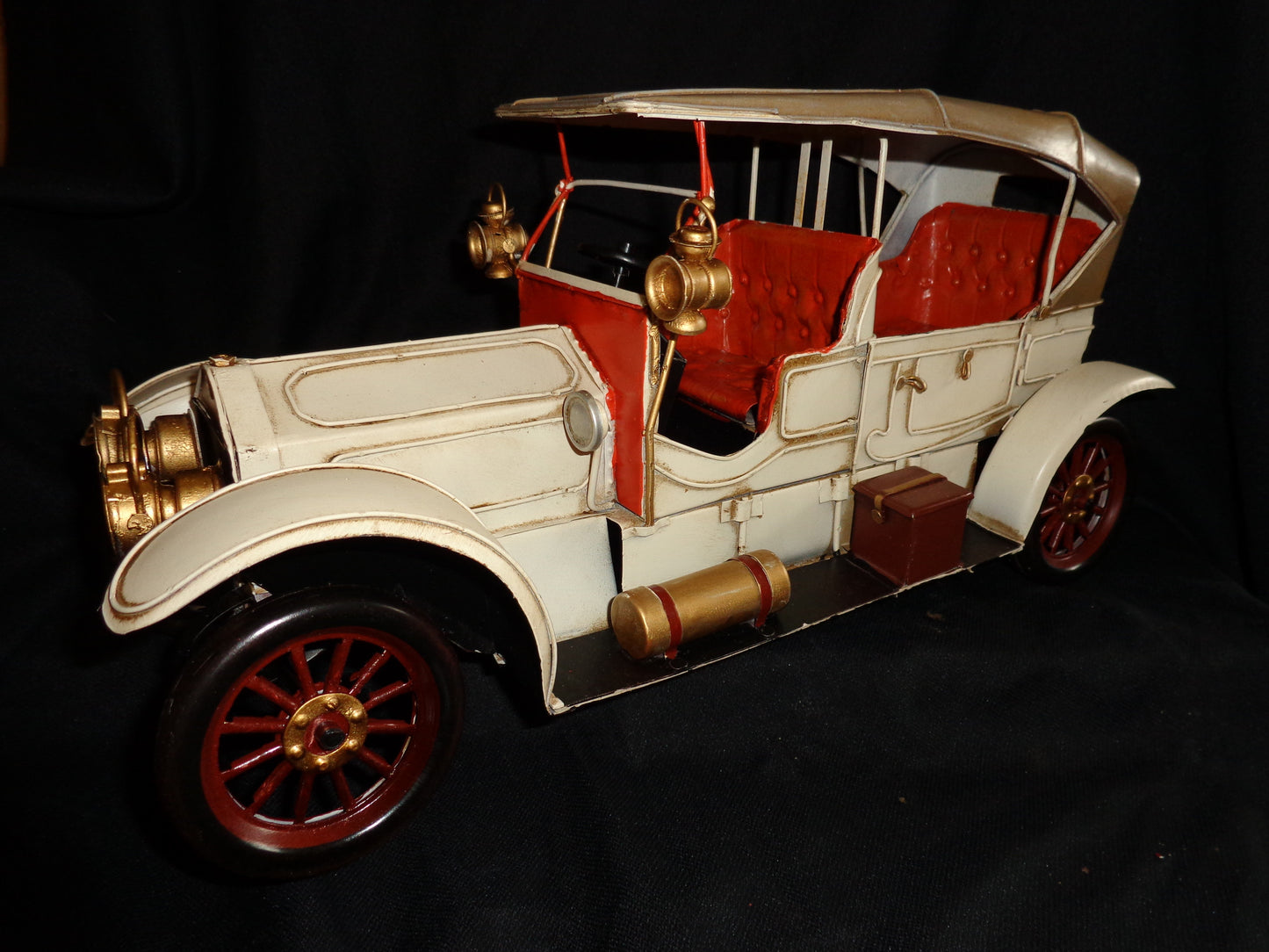 Vintage Toys - Ford Model T Touring Car Hard Top