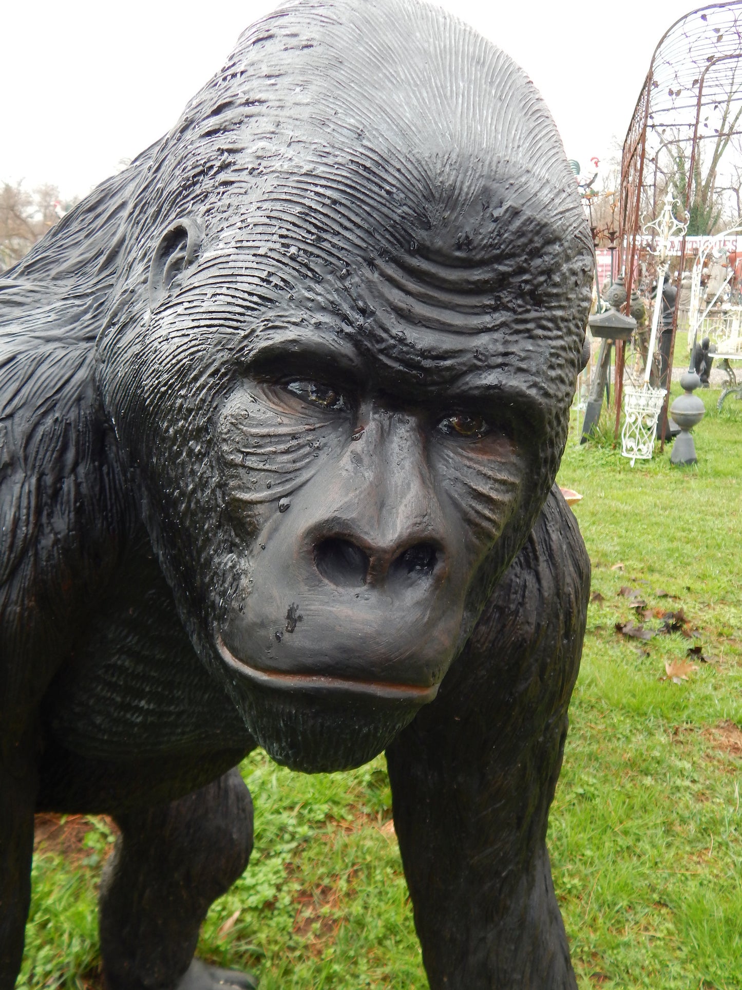 Statue - Life Size Gorilla