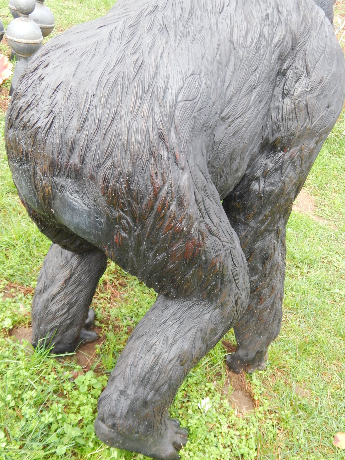 Statue - Life Size Gorilla