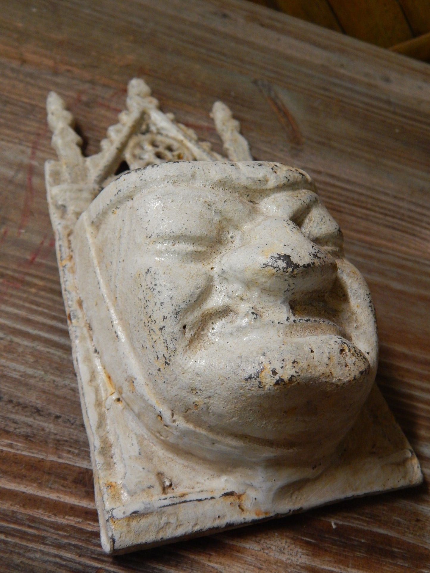 Cast Iron Wall Pocket - Gothic Grouchy White Face