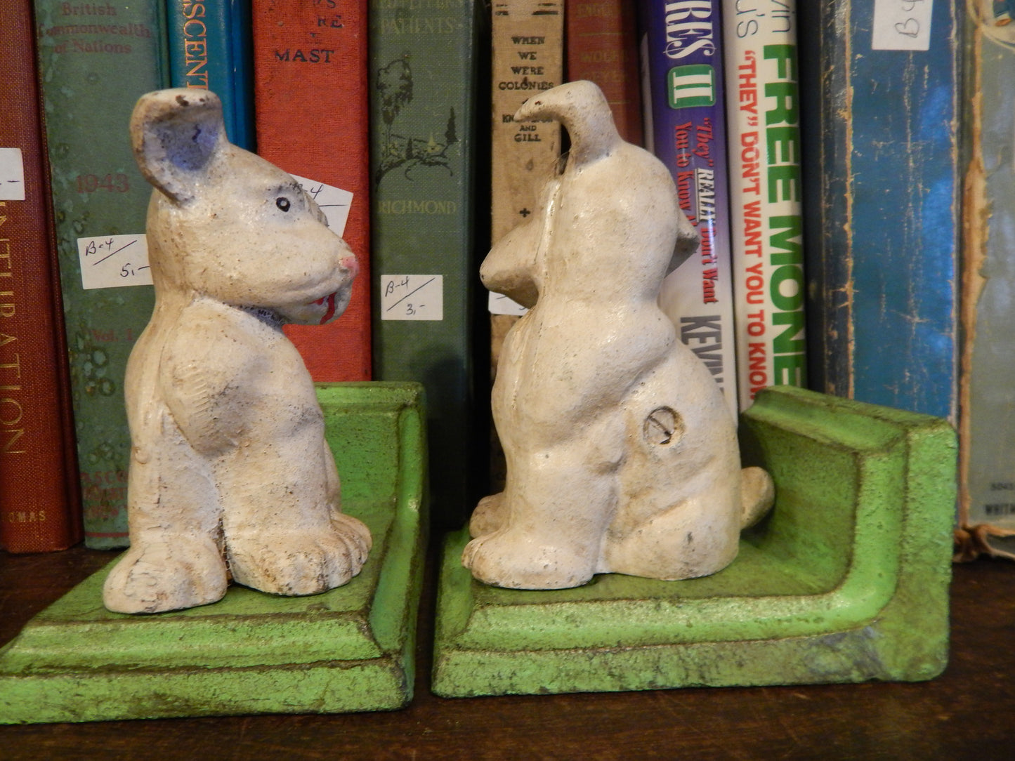 Bookends -Cast Iron Pair Vintage Dogs