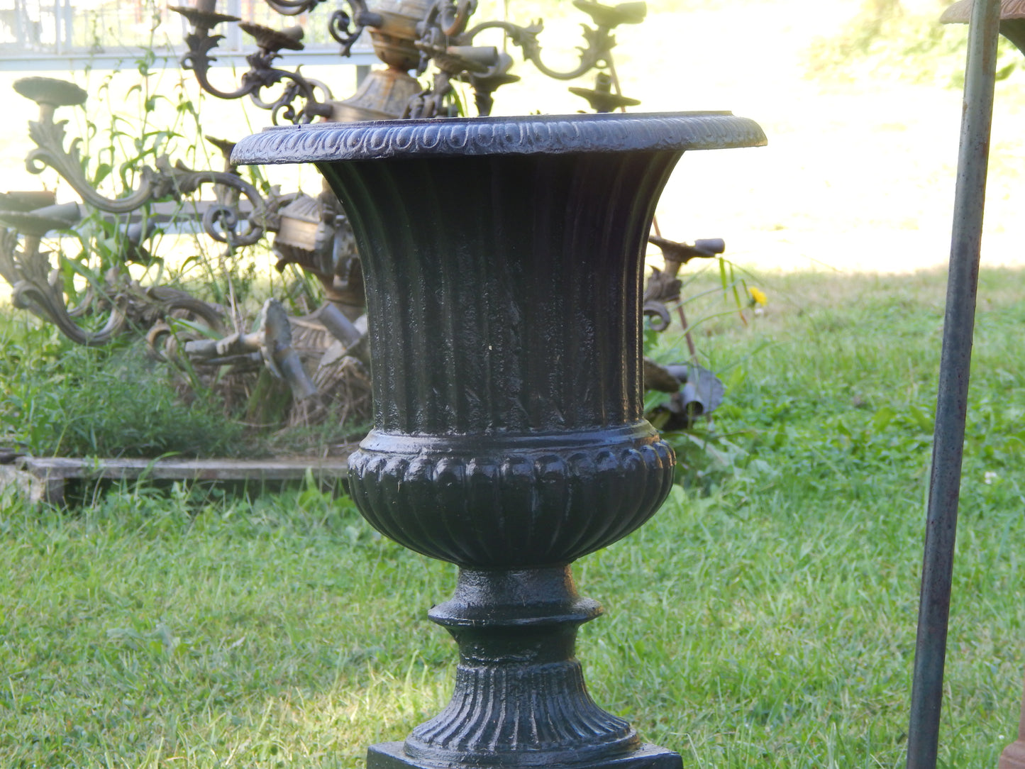 Urn Cast Iron - Pair 2 Piece Black Planter