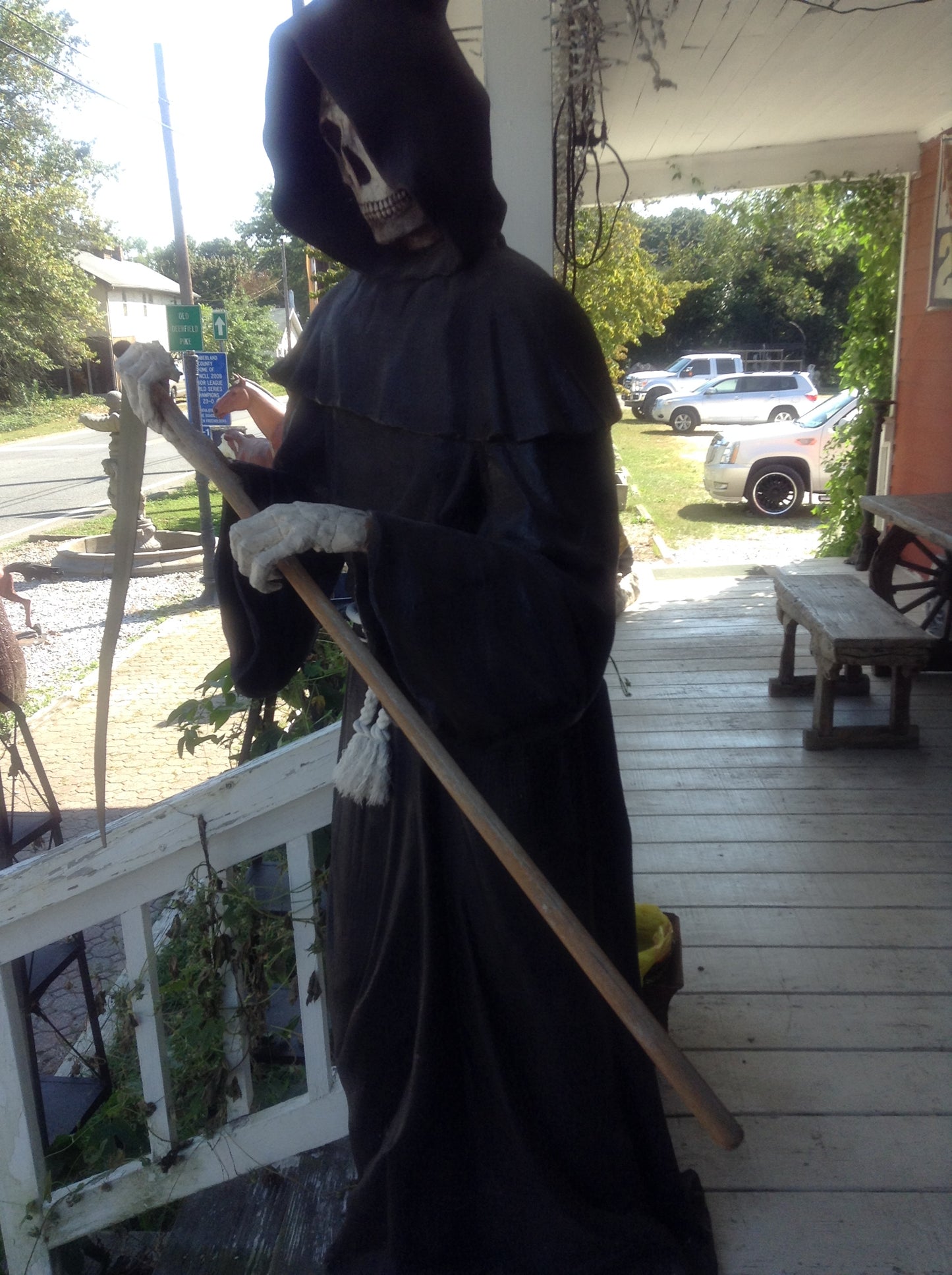 Statue - Life Size Halloween Grim Reaper