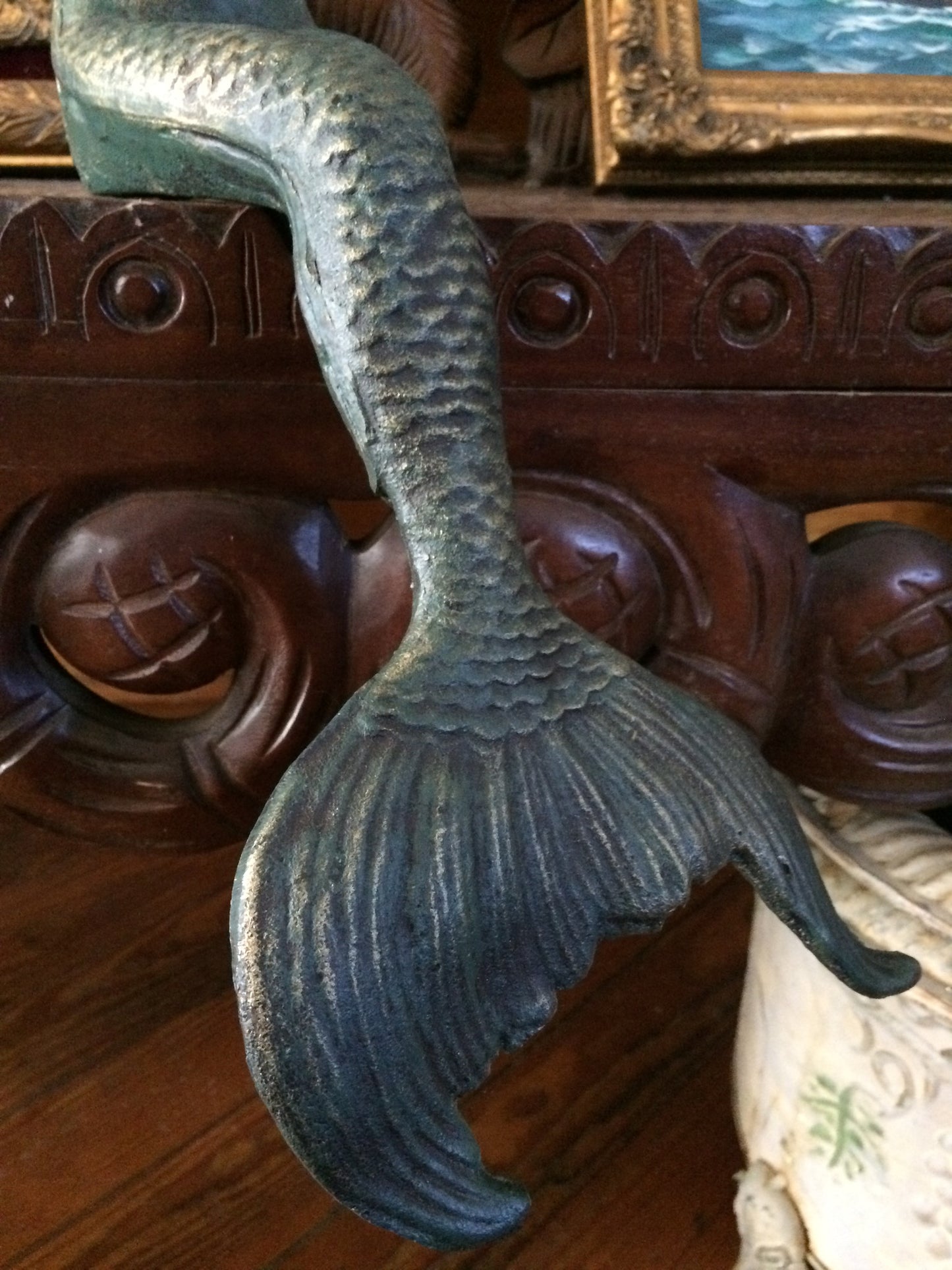 Iron Cast Statue - Mermaid Sitting Decor