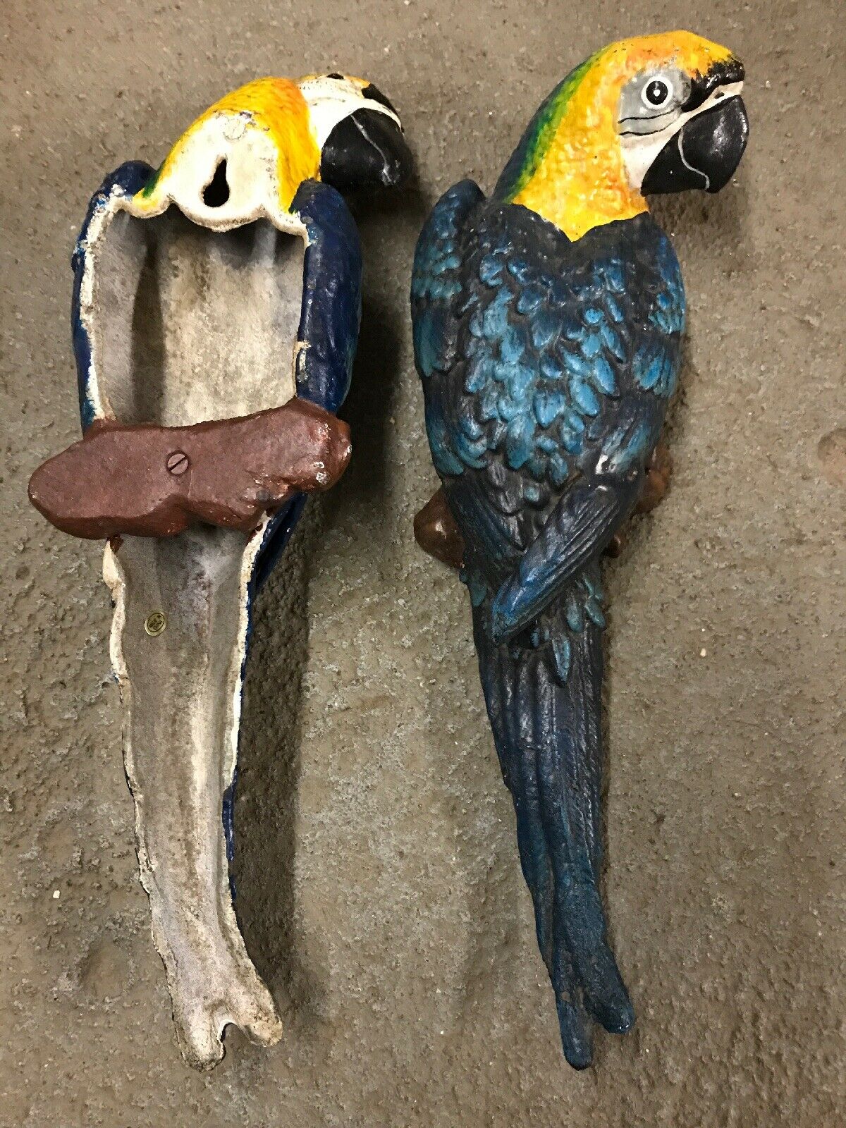 CAST IRON PAIR OF WALL MOUNT BLUE PARROT